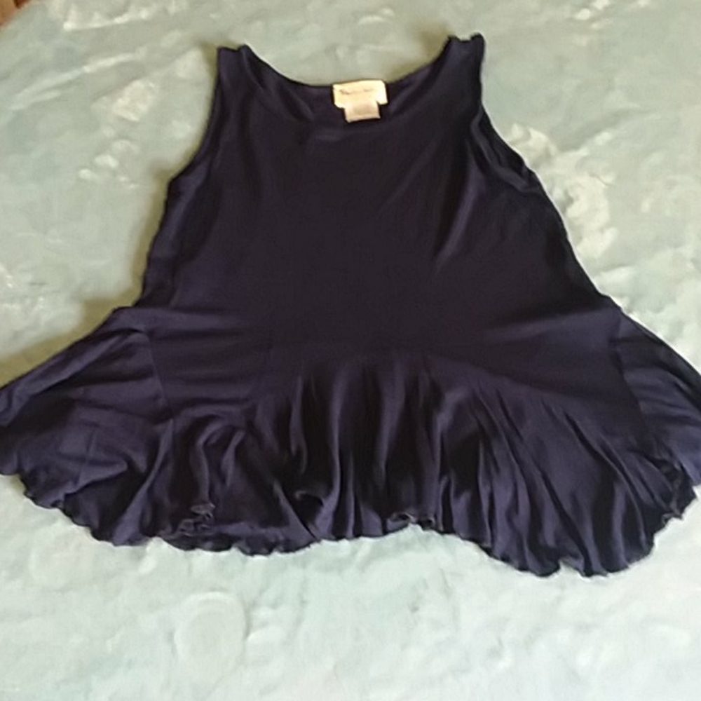 Girls Navy top made in LA